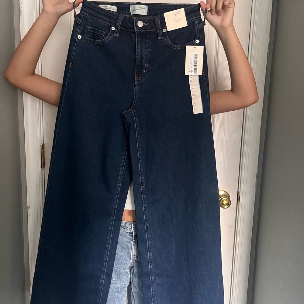Universal Thread Dark Indigo Flare Jeans - Picture 6 of 16